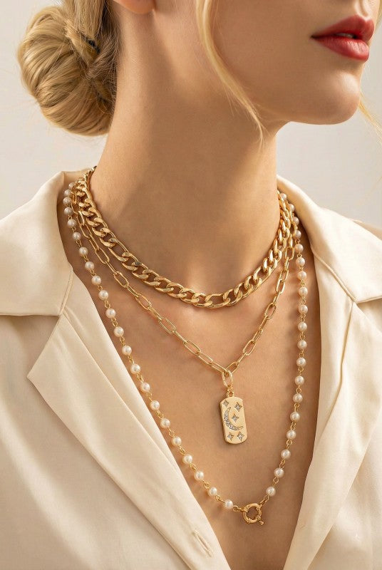 SET DE TRES  COLLARES