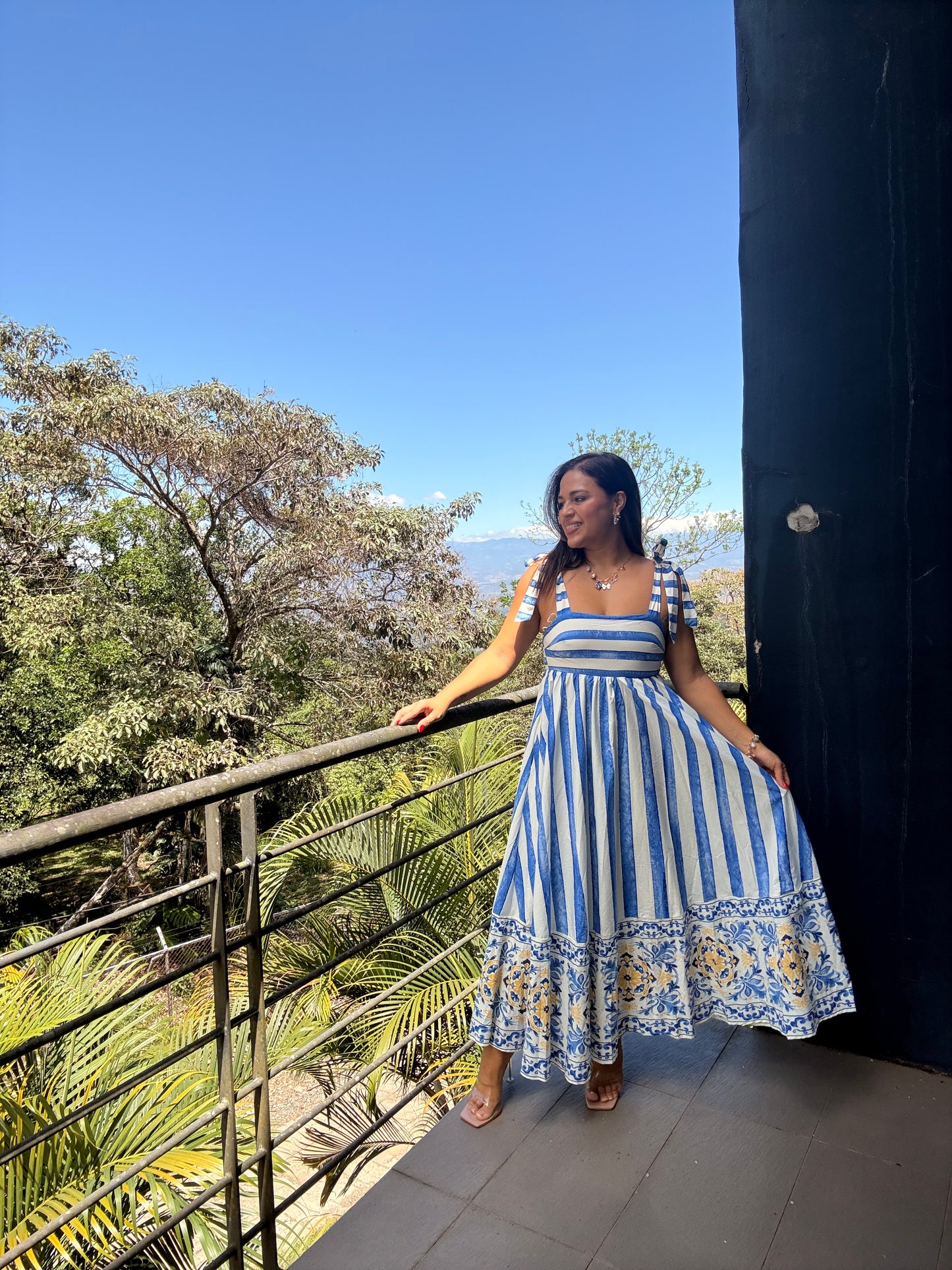 Vestido Flores y rayas